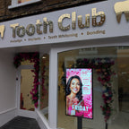 55" Ultra High Brightness Window Display