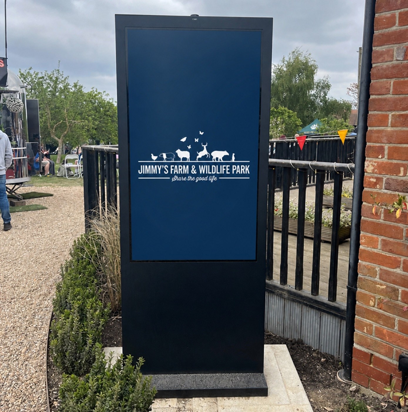 A Longfield Media digital screen installed at Jimmy&rsquo;s Farm & Wildlife Park.